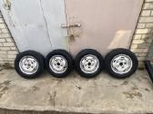 Ford transit ratai su padangom