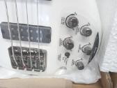 Ibanez bosine gitara - nuotraukos Nr. 4