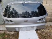Honda Accord [universalas] bagažinės dangtis.