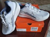 Nike Downshifter 13 44.5