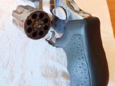 Revolveris Taurus 941 22wmr - nuotraukos Nr. 2
