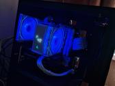 Pc + klava + mouse ir monikas 210hz Qhd
