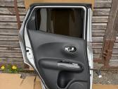 Nissan Juke galinės kairės pusės durys