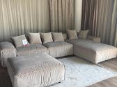 Sofa iš ekspozicijos su pufu