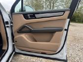 23 Porsche Cayenne S Platinum Edition Awd - nuotraukos Nr. 26