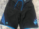 Adidas šortai (l/XL)
