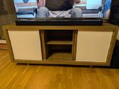 TV staliukas dovanų