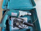 Smūginis gręžtuvas Makita Hp2051f su lagaminu - nuotraukos Nr. 2