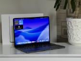 Parduodamas MacBook Air su 13.6 Liquid Retina, M2.