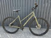 Cube hyde pro hibridinis dirzinis dviratis M 25m.