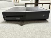 Xbox one, 365gb, 2 pulteliai, visi laidai