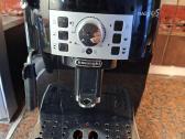 Kavos aut. aparatų Delonghi Magnifica detalės