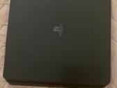 Parduodu Ps4 Slim (be pultelio, tik su pakrovėju