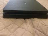 Parduodu Ps4 Slim (be pultelio, tik su pakrovėju - nuotraukos Nr. 2