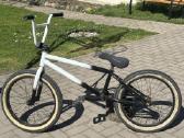 Parduodu BMX dviratį juodai baltas