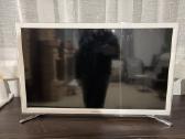 Baltas Samsung LED televizorius 2013m
