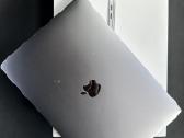 Apple MacBook Air 2019 (Space Gray) – Su nauja bat
