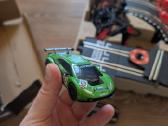 Automobilių lenktynių trasa su dviem mašinomis - nuotraukos Nr. 6
