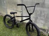 Parduodu savo mažai naudota dviratį BMX.