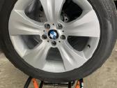 Bmw r-19 skirtingu plociu ir et diskai x5