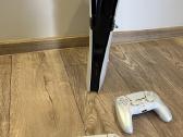 Playstation 5 Pro + 2 Pulteliai - nuotraukos Nr. 2