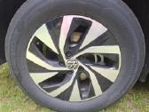 Originalūs Volkswagen ratlankiai su padangomis. - nuotraukos Nr. 2