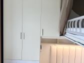 Puikios būklės itališki vaiko kambario baldai