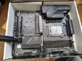 X870 Gaming Wifi6 am5 + strix b650e-f