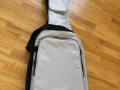 Parduodamas naujas elektrinės gitaros dėklas - nuotraukos Nr. 2