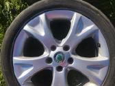 Skoda Octavia 225/45r17
