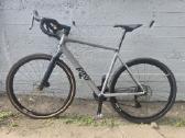 Rose backroud AL grx810