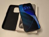 iPhone 15pro baltas