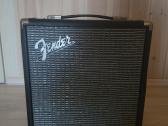 Fender Rumble 15 stiprintuvas