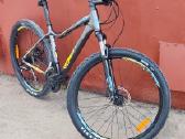 " Giant " MTB ( 27,5 - M)