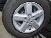 R16 nissan diskai Su padangom 215/65/16 - nuotraukos Nr. 5