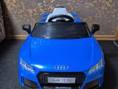 Vaikiškas elektrinis automobilis