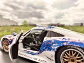 Modelis Ut Models 1:18 Porsche 911 Gt1 – Le Mans - nuotraukos Nr. 7