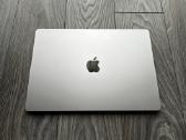 MacBook Air M3 15-inch