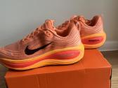 Nauji Nenešioti Nike Vomero Plus bėgimo batai - nuotraukos Nr. 2