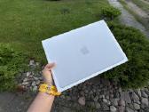 MacBook Neo“ 24men garantija .