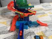 Hot Wheels trasa Color Splash Science Lab