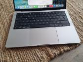 MacBook Pro M2 14-inch 16 512