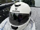 Shark D-skwal šalmas
