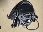 Krovimo laidas Bmw Group „Flexible Fast Charger“