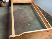 Viengulė medinė lova,100–200 cm,su grotel. Ir čiuž