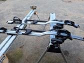 Thule Proride 598 dviračių laikikliai ant stogo