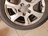 Orginalūs Audi ratlankiai su vasarinėmis padangom