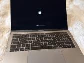 MacBook Pro 13 2019