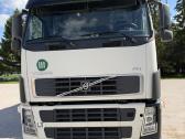 Volvo sunkvežimis su puspriekabe - nuotraukos Nr. 3