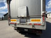 Volvo sunkvežimis su puspriekabe - nuotraukos Nr. 5